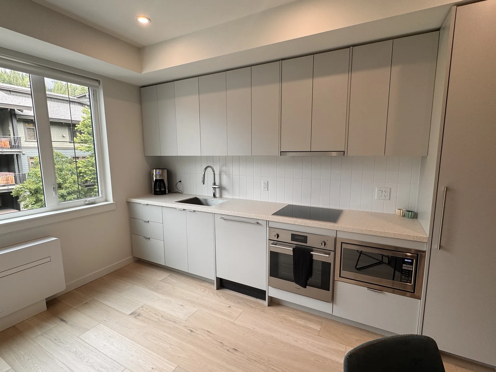 Full kitchen in The Traverse